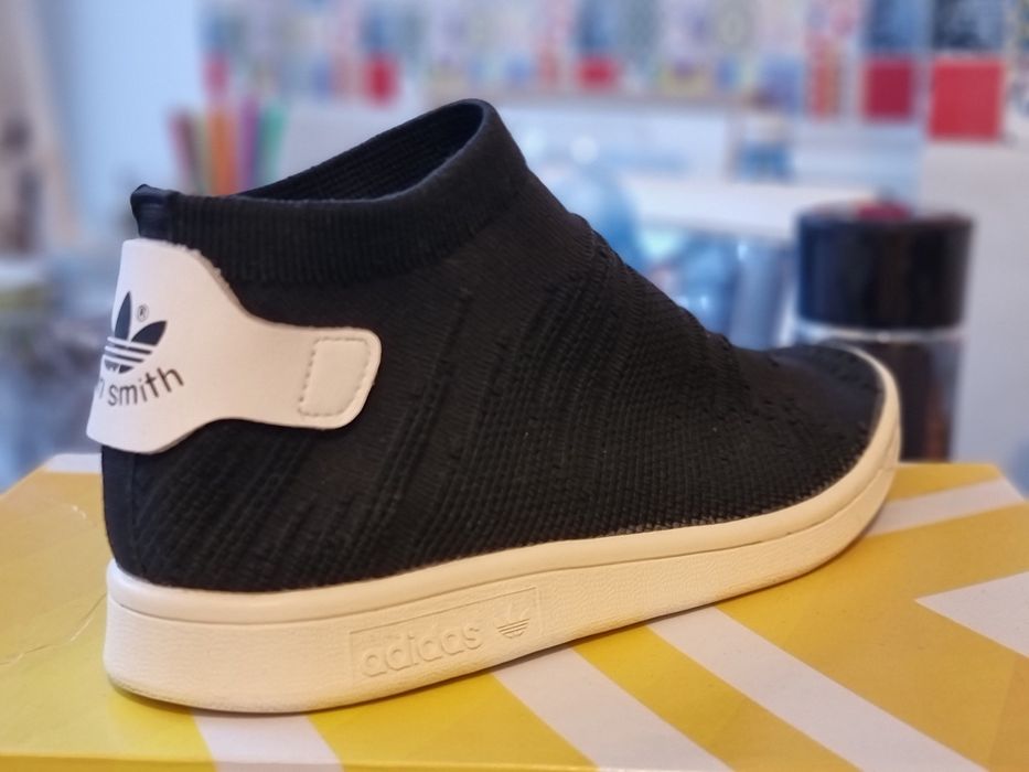 Adidasi adidas, gheata