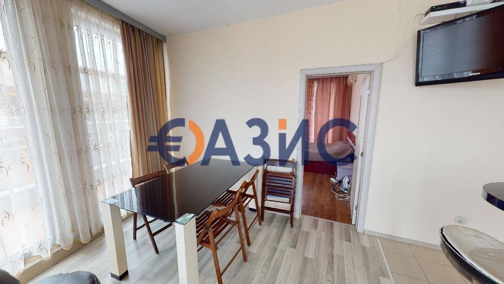 Продава се Тристаен апартамент в Поморие - 106 кв.м за 1557 €/кв.м - Снимка #3