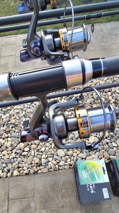 Set 4 Lansete 3,90m,4 Mulinete GH 7000 Long Cast,Rod Pod Echipat