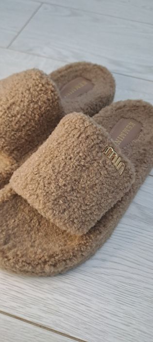 Домашнии тапочки 40-41 размер 50 тыщ