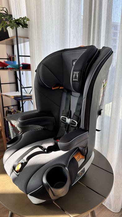 Столче за кола Chicco MyFit – група 2/3 (15–36 кг)