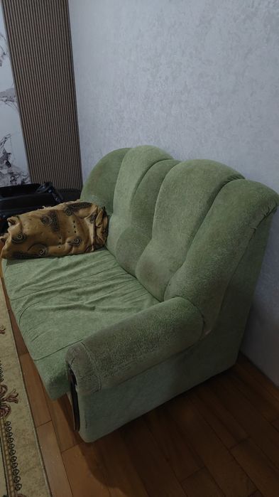 Отдам софу диван