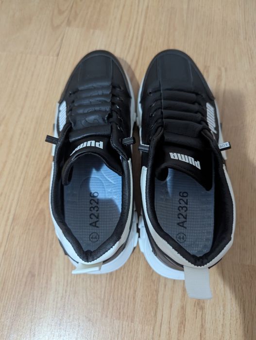 Adidași Puma Noi