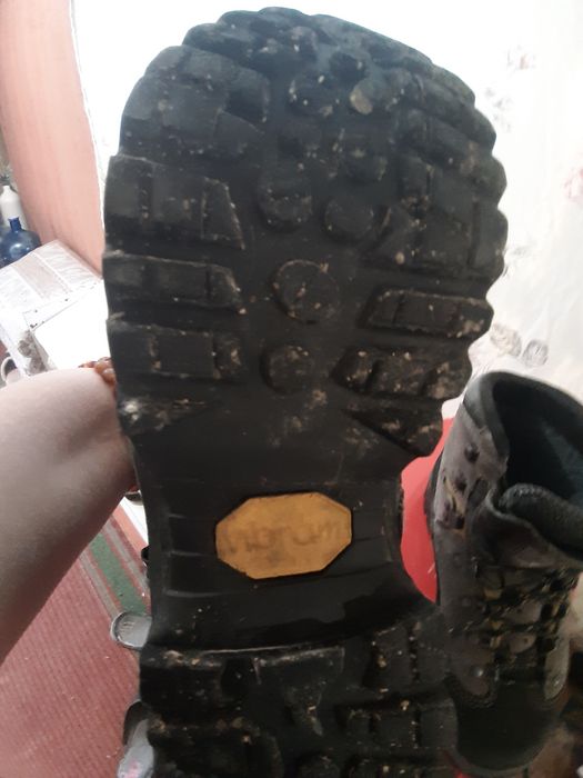 Туристически обувки  MEINDL и WALKMAXX зимни