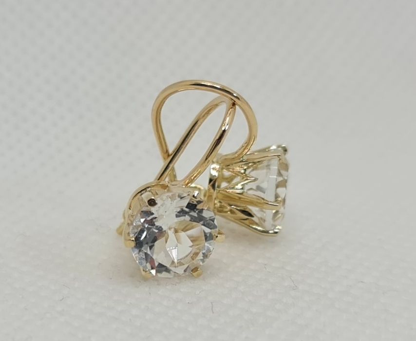 Cercei din aur 14 k cu topaz natural creat manual