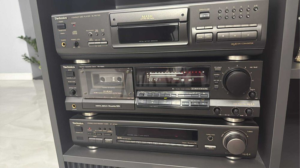 Sistem Technics , in stare extrem de buna