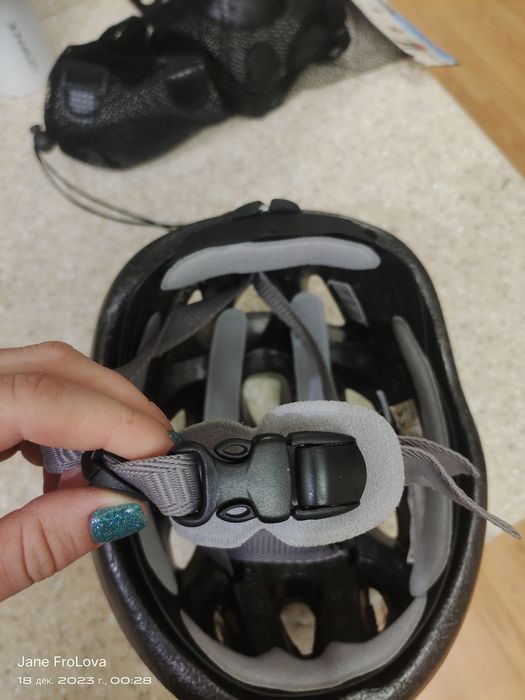 Продам велосипедный шлем