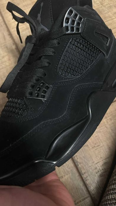 Jordan 4 Black Cat