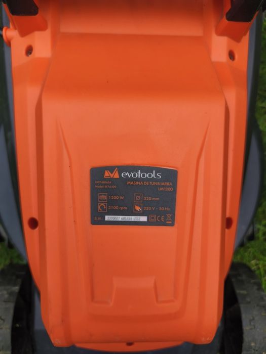 Mașină tuns iarba Evotools