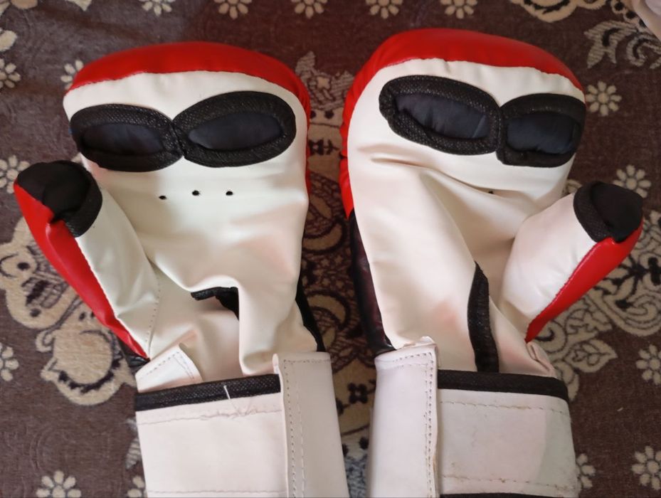 Продается экипировка для борьбы.