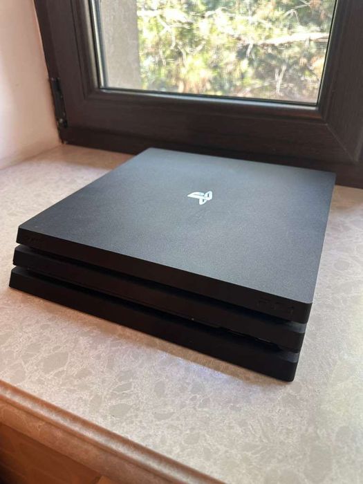 PlayStation 4 Pro (PS4 Pro)