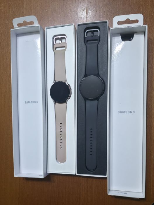 Смарт часовници Samsung galaxy watch 4(дамски) и watch 5(мъжки)