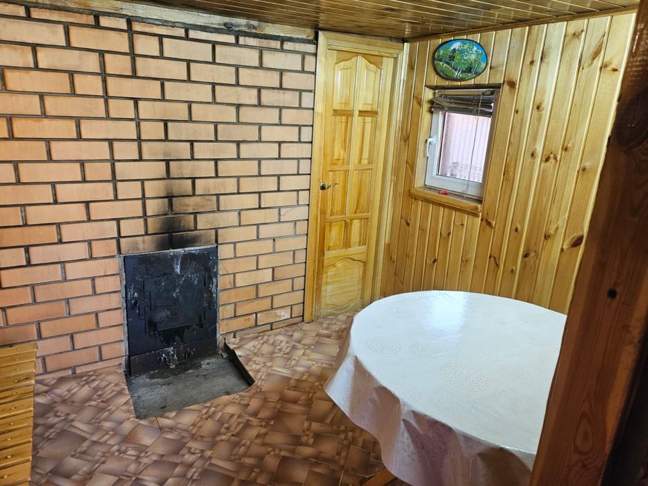 Баня в отличном состоянии,с печкой