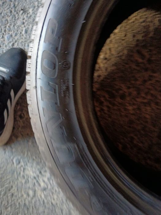 Set 2 anvelope iarna 215/55/17 Dunlop dot 2022