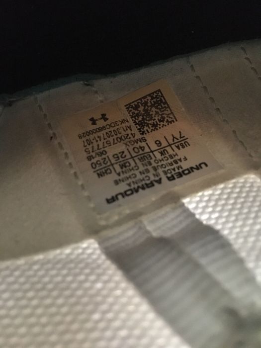 Adidasi Baschet, Curry 5, ca noi