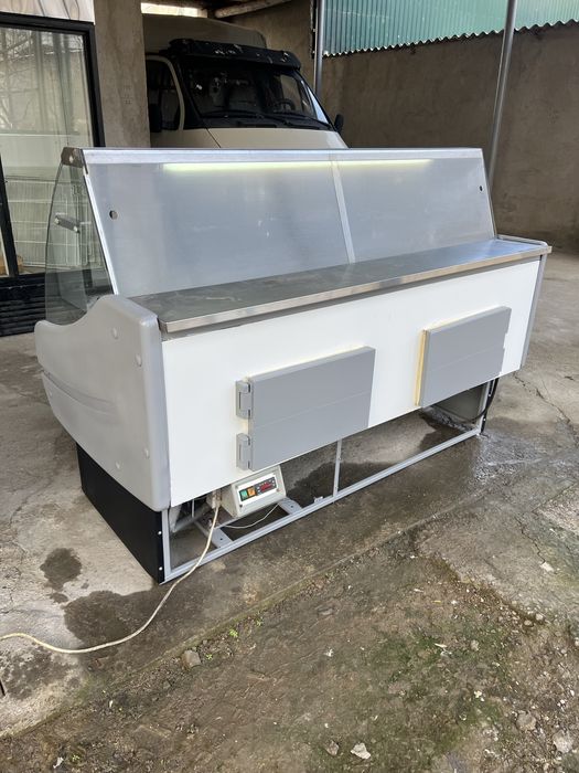 Витринный холодильник Таир 1-8