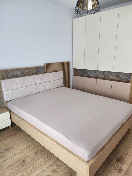 Inchiriez apartament 4 camere