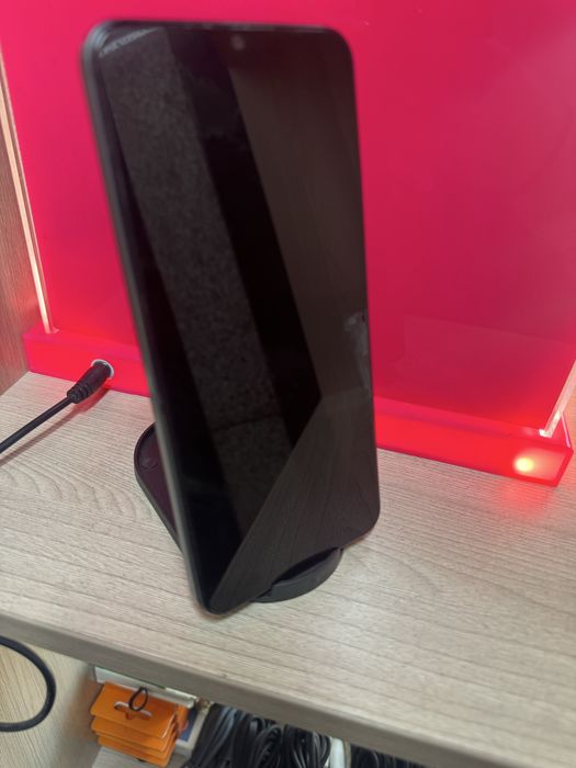 Продам Vivo Y17s 128g