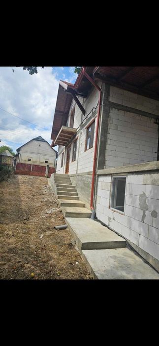 Ofer spre vanzare casa in Galpaia PRET NEGOCIABIL