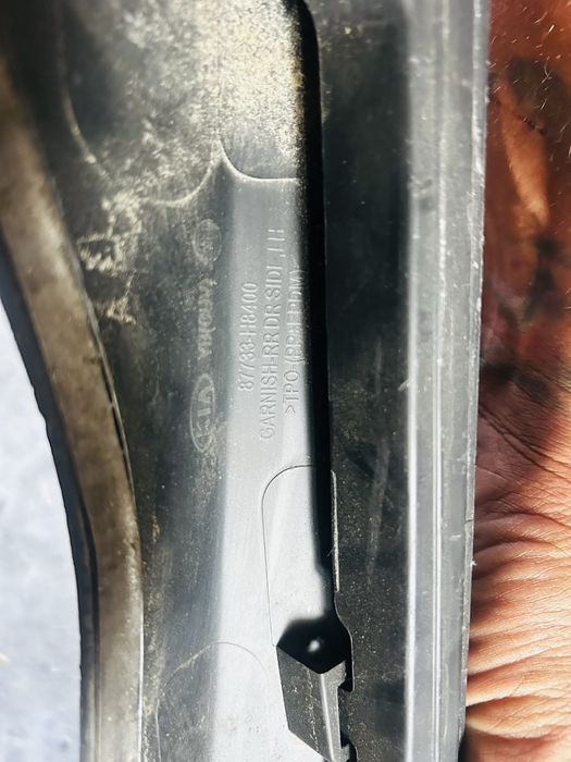 Вежда за Kia Stonic