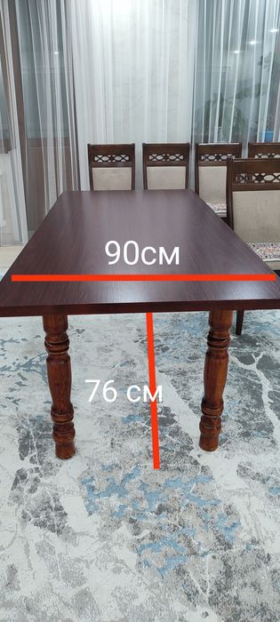 Продается качественный деревянный стол