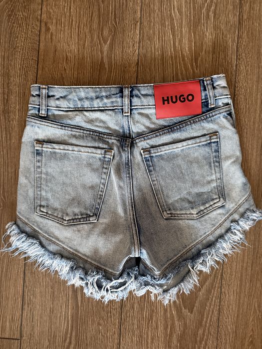 ефектни къси гащи HUGO
