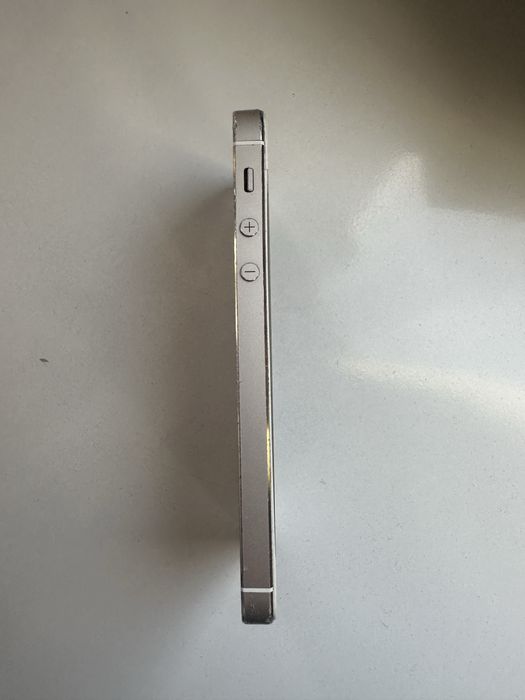 Айфон/iphone 5s 32 гб