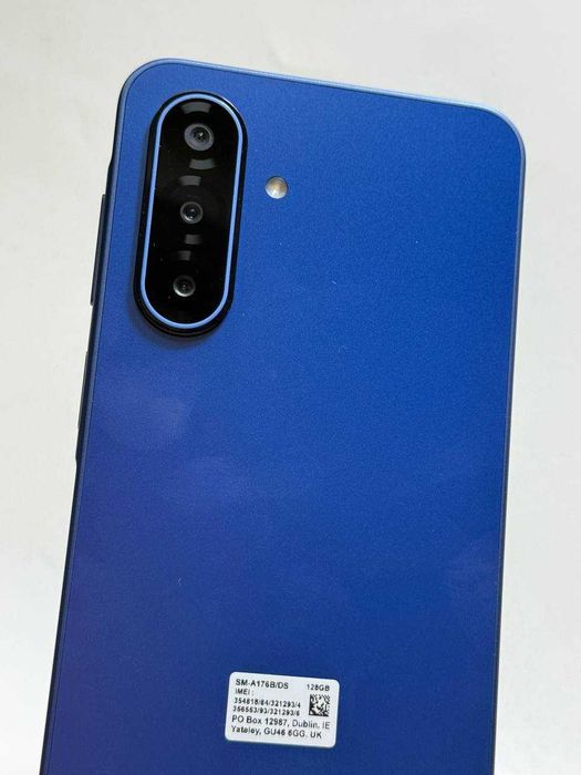 Telefon Samsung Galaxy A17 4 128/4GB cu accesorii Cod 114075