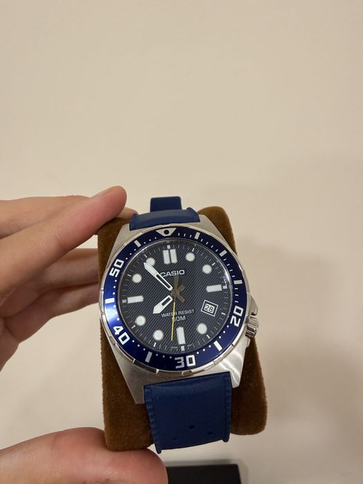 Продам часы casio