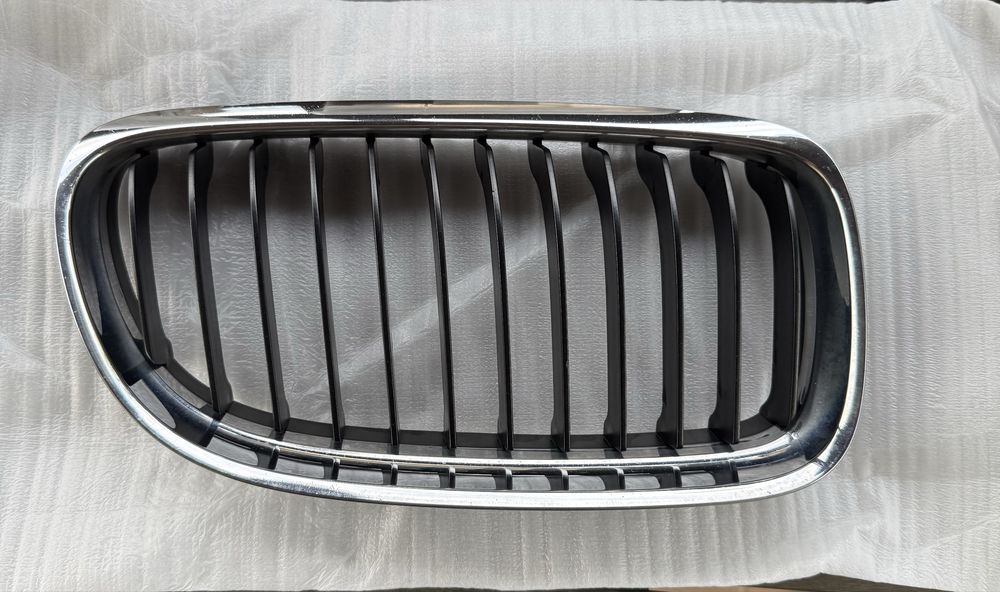 Grile fata chrome e90/e91 LCI