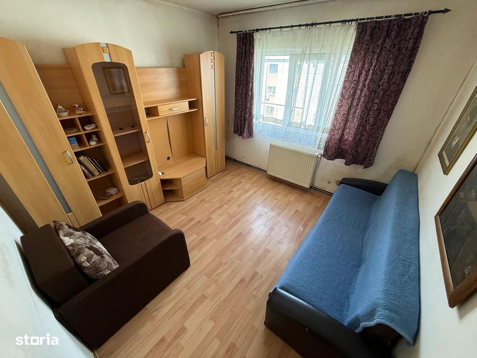 Central, Str. Oituz – Ap. 2 camere, decomandat