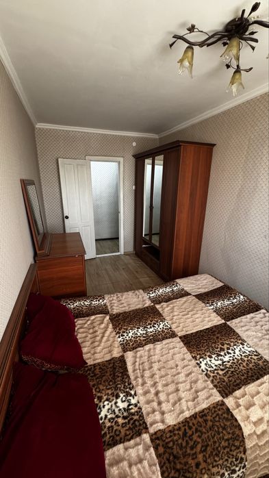 Сдам 2ух комнатную студио Центр