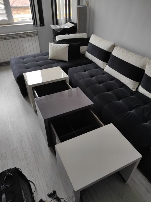 Маса с плъзгащ механизъм