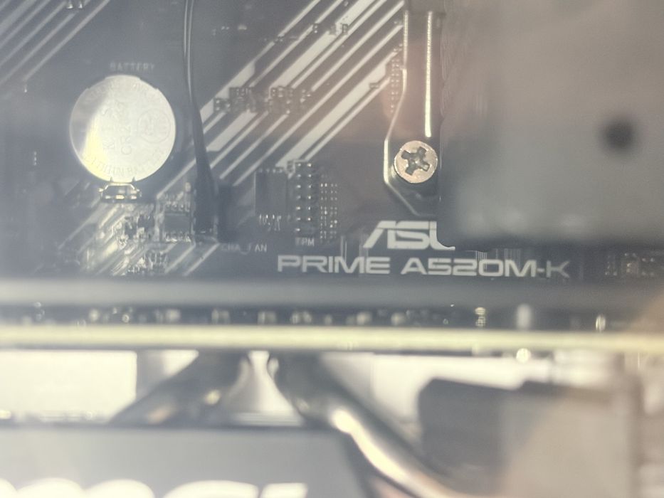 : Placă de bază ASUS Prime A520M-K - Socket AM4 - Stare Impecabilă