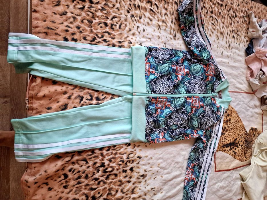 Детски анцуг адидас