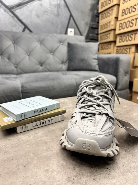 Balenciaga Track