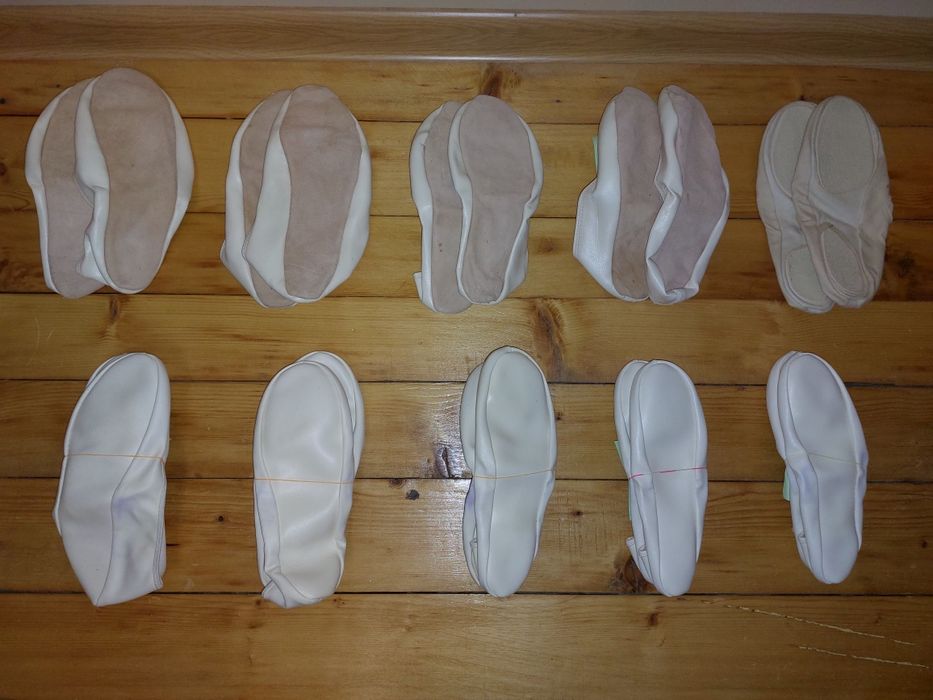 Цвички от естествена кожа