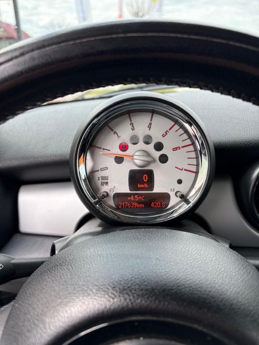 Mini cooper one 1.6
