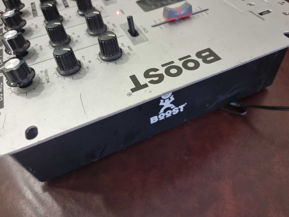 Професионален DJ миксер Boost, MX-17.
