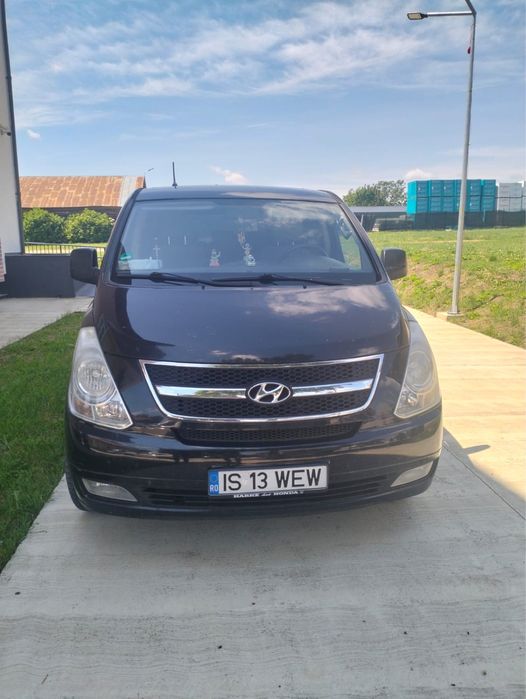 HYUNDAI H-1 2010