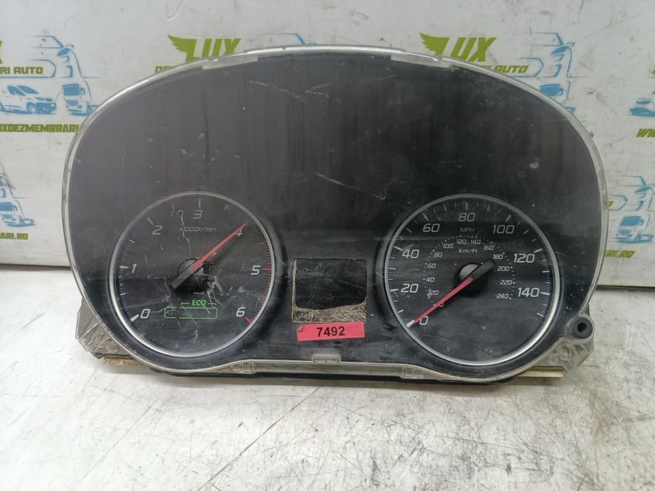 Ceasuri bord 8100b888 Mitsubishi Outlander 3 (facelift) (2014 - 2016)