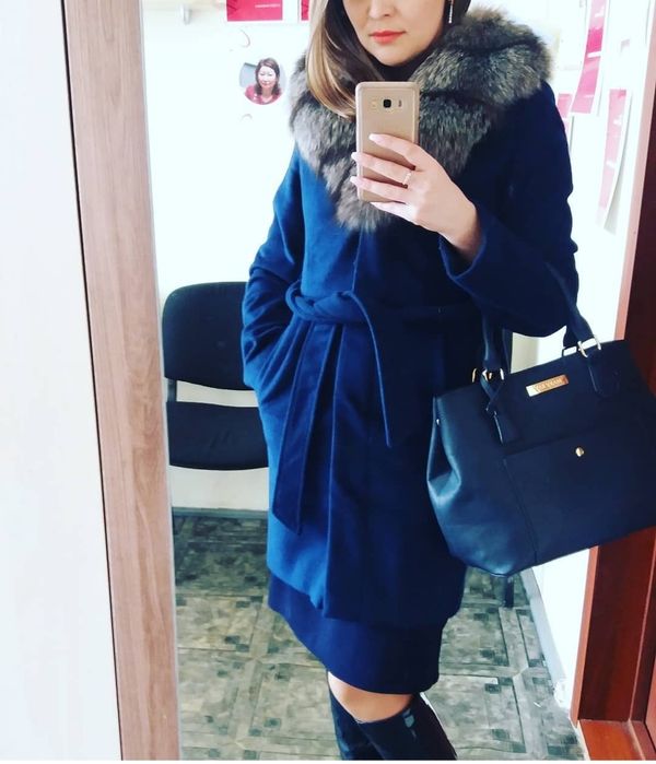 Пальто с натуральным мехом