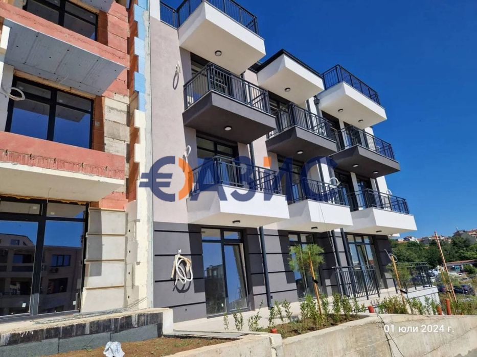 Продава се Едностаен апартамент в Созопол - 49 кв.м за 937 €/кв.м - Снимка #4