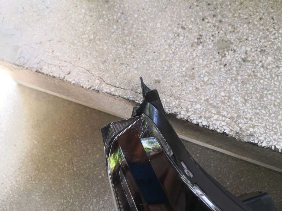 Фар Honda CR-V LED десен/Фар Хонда ЦР-В 17-23 Оригинален