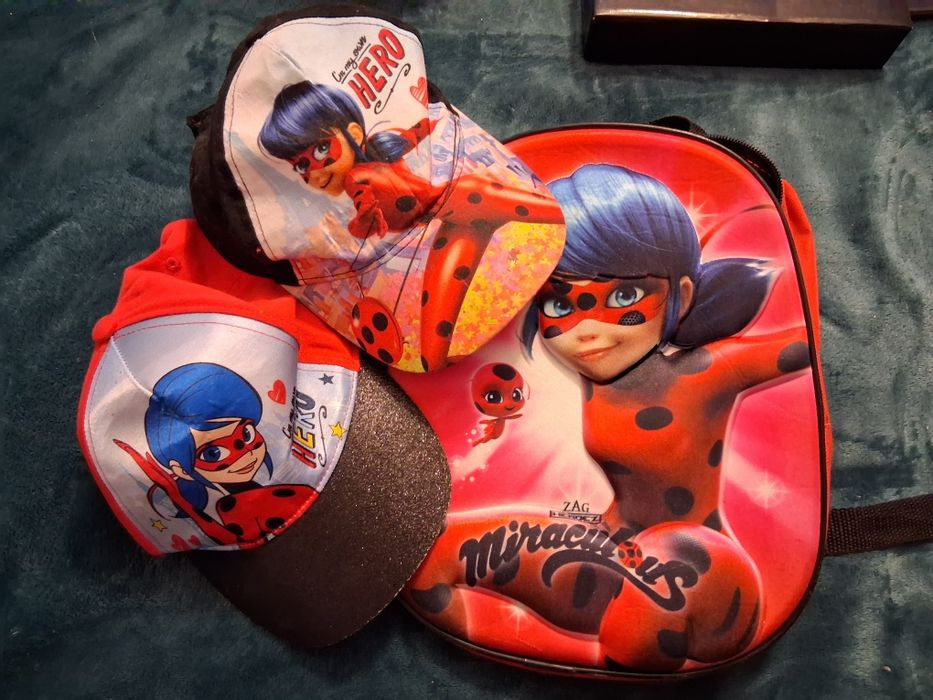 Ghiozdan și Șăpci Miraculos