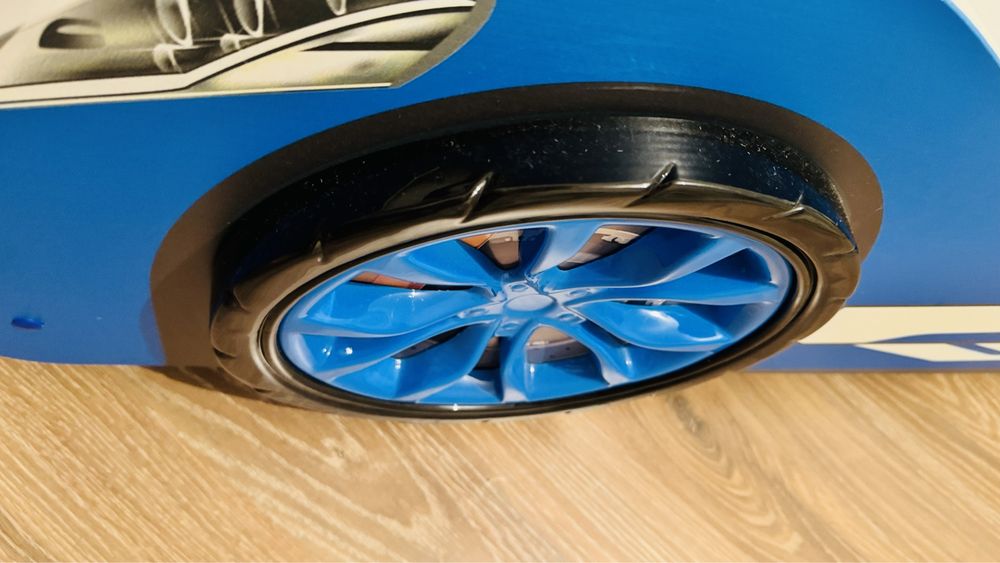 Кровать машинка с матрасом