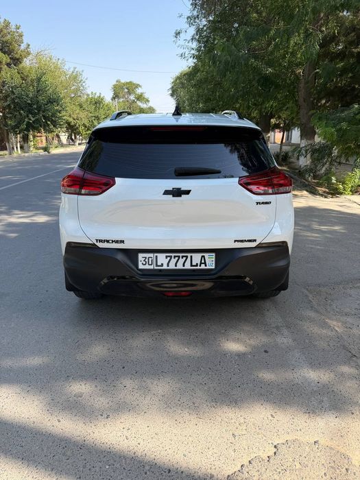 Tracker сотилади