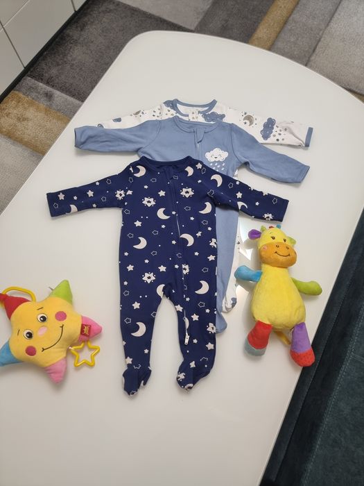 Бебешки дрехи, бебешки комплекти KrisiBaby – 100% памук, двупосочен цип и вградени ръкавички (0–3 месеца)