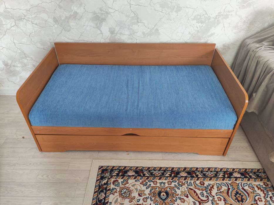 Продам детскую кровать