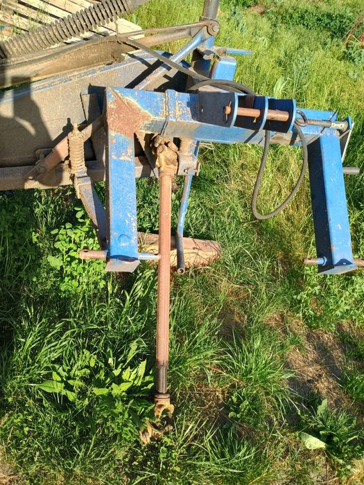 Vând cositoare agricola cu 5 tamburi